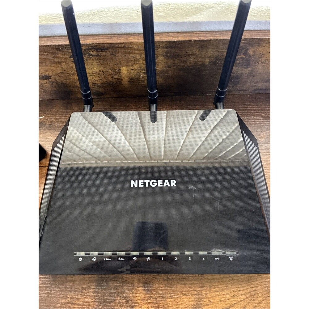 Netgear AC1750 Smart WiFi Router R6400 - Picture 2 of 4